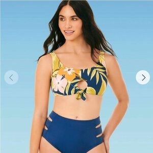 NEW Beach Betty Tie-Front Keyhole Bikini Top